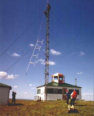 Picture of the installation of the VHF antenna at VE6PZ Mt. Baldy